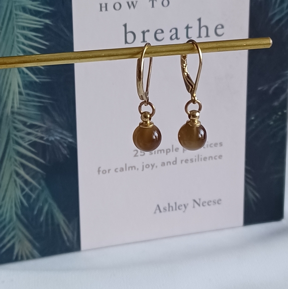 Round Ombre Dangle Earrings - Picture 6 of 12